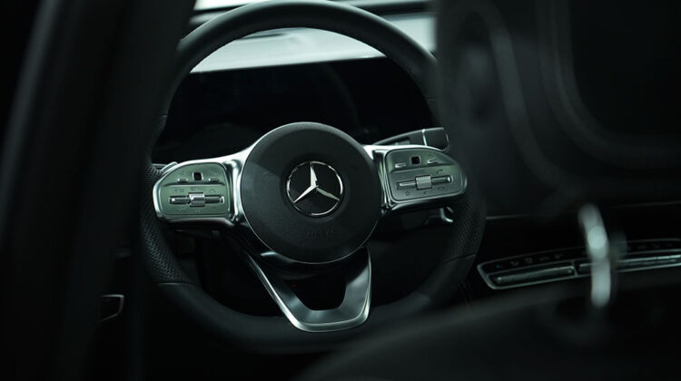 MERCEDES BENZ EQC  400