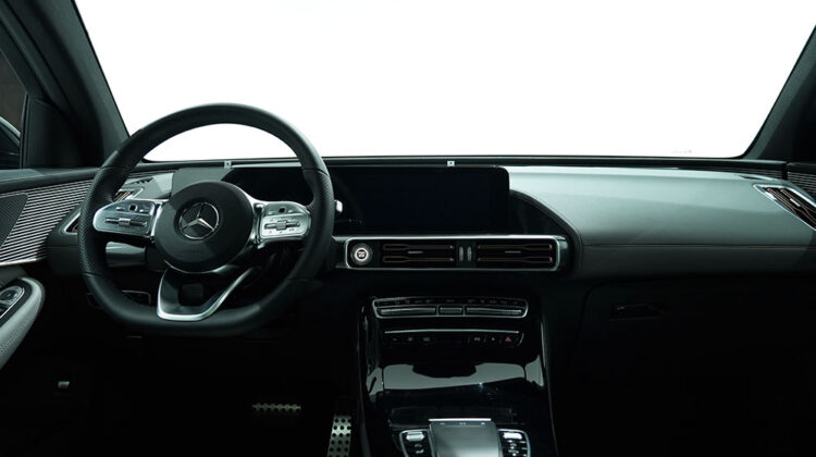 MERCEDES BENZ EQC  400