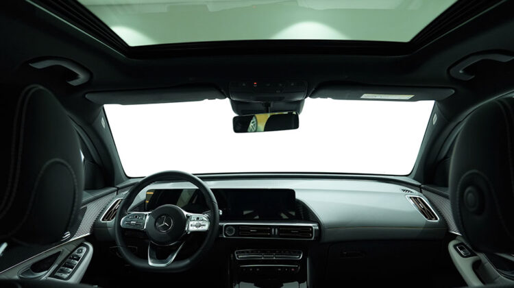MERCEDES BENZ EQC  400