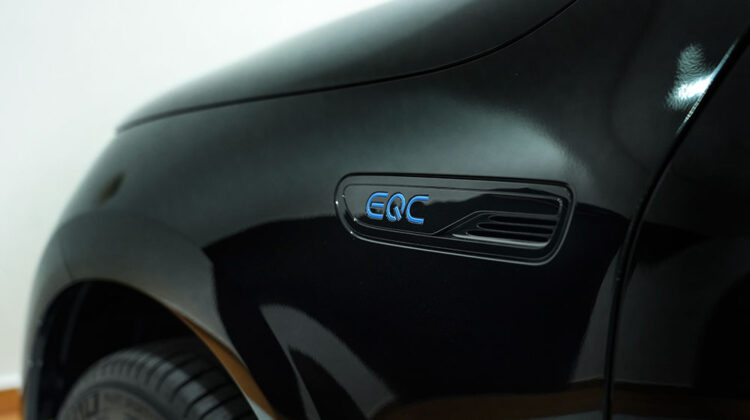 MERCEDES BENZ EQC  400