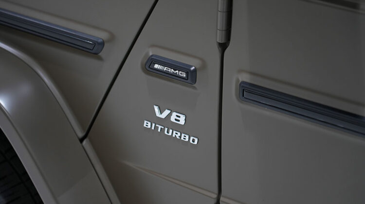 MERCEDES-BENZ G63 Dark Olive Magno Color