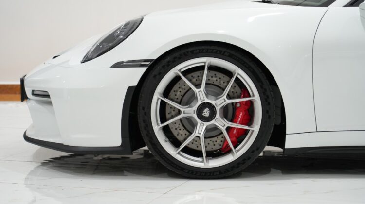 Porsche 911 GT3 Touring Package