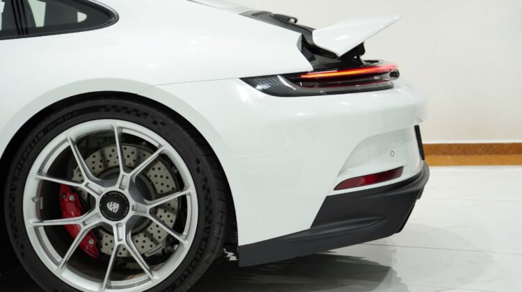 Porsche 911 GT3 Touring Package
