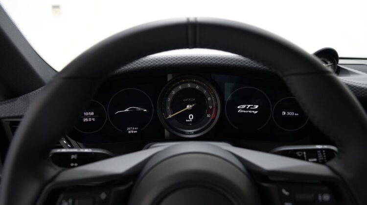 Porsche 911 GT3 Touring Package