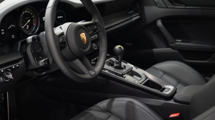 Porsche 911 GT3 Touring Package