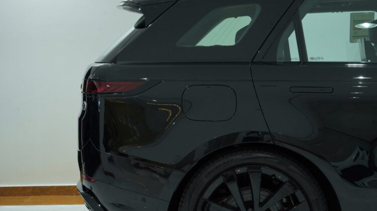 RANGE ROVER SPORT HSE DYNAMIC V6 P400 GCC