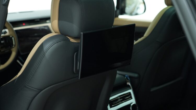 RANGE ROVER SPORT HSE DYNAMIC V6 P400 GCC