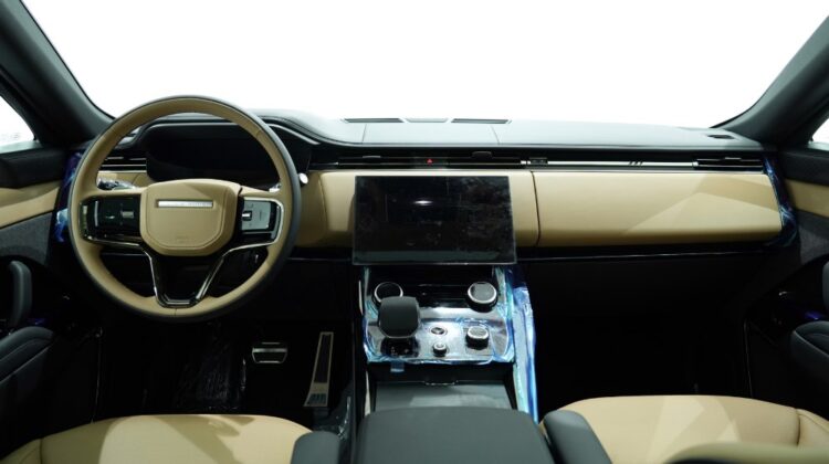 RANGE ROVER SPORT HSE DYNAMIC V6 P400 GCC
