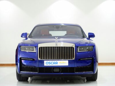 ROLLS ROYCE GHOST FULLY LOADED WITH BESPOKE FEATURES V12