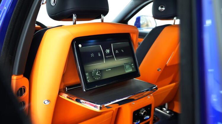 ROLLS ROYCE GHOST FULLY LOADED WITH BESPOKE FEATURES V12