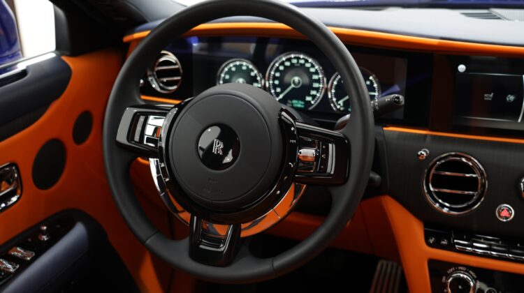 ROLLS ROYCE GHOST FULLY LOADED WITH BESPOKE FEATURES V12