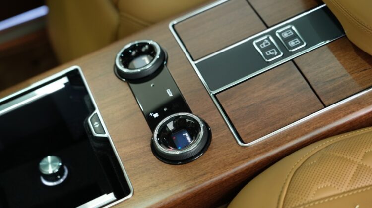 RANGE ROVER SV AUTOBIOGRAPHY LWB SV Bespoke Edition