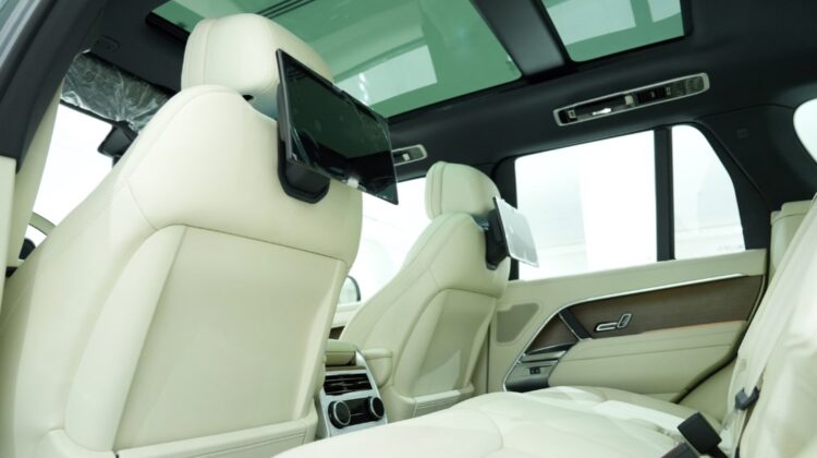 RANGE ROVER HSE P530