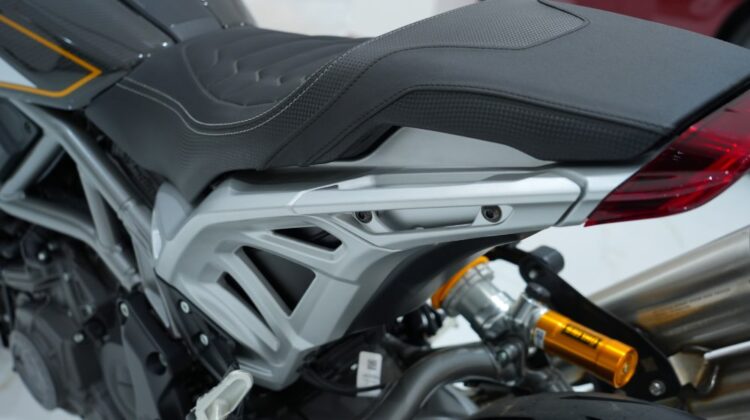 INDIAN MOTORCYCLE  FTR 1200S
