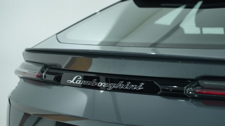 Lamborghini Urus S