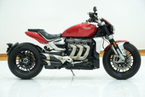 TRIUMPH ROCKET 3 R