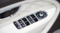 BENTLEY BENTAYGA FIRST EDITION AZURE
