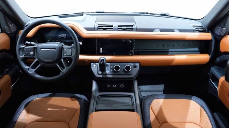 DEFENDER X-DYNAMIC SE 300PS 2.0TC I4 4WD