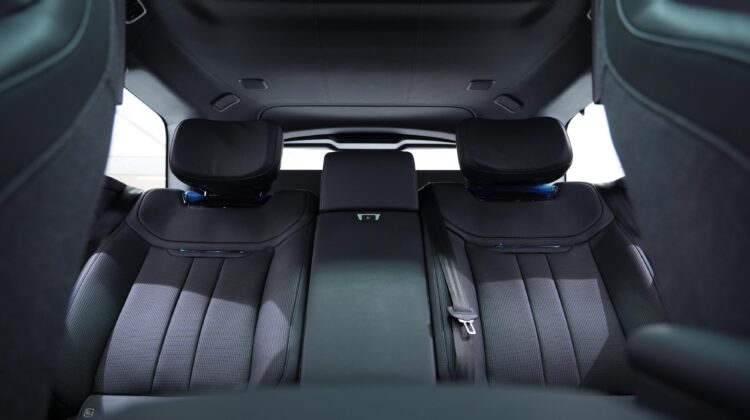 RANGE ROVER SV P530 SUNRISE COPPER