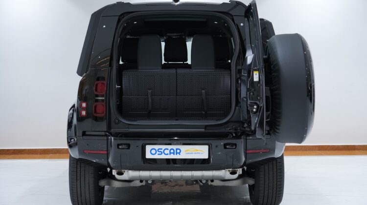 | DEFENDER X-DYNAMIC HSE 400PS AUTO || 2024 || 0 KM || GCC DEALER WARRANTY