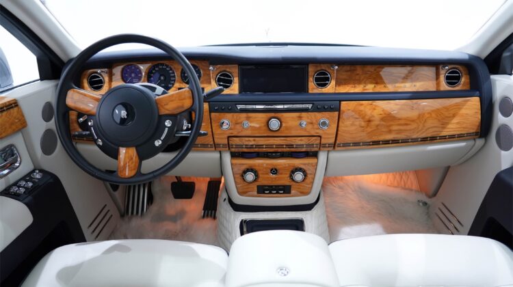 ROLLS ROYCE PHANTOM