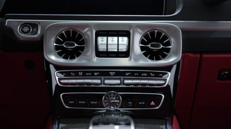 MERCEDES-BENZ G63 AMG DOUBLE NIGHT PACKAGE
