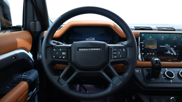 LAND ROVER DEFENDER HSE P400 X-DYNAMIC