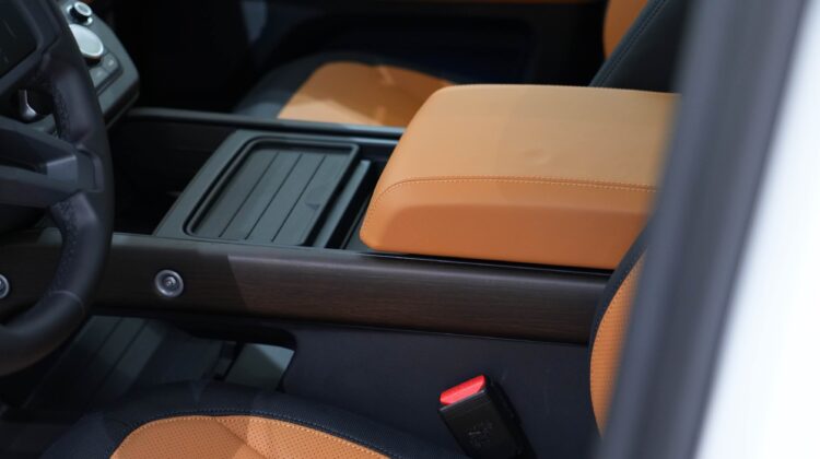 LAND ROVER DEFENDER HSE P400 X-DYNAMIC
