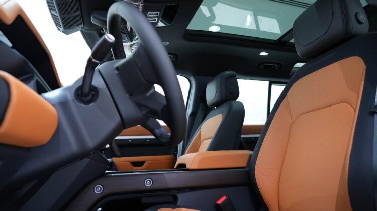 LAND ROVER DEFENDER HSE P400 X-DYNAMIC