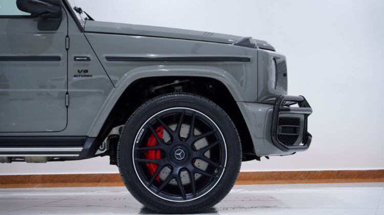 MERCEDES BENZ G-63 AMG