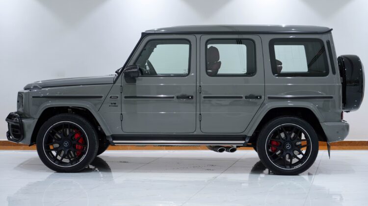 MERCEDES BENZ G-63 AMG