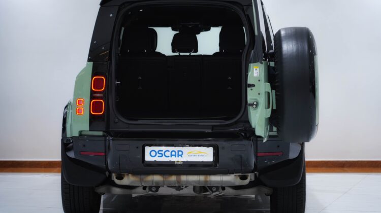 LAND ROVER DEFENDER 75th EDITION V6