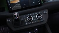 LAND ROVER DEFENDER 75th EDITION V6