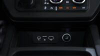 LAND ROVER DEFENDER 75th EDITION V6