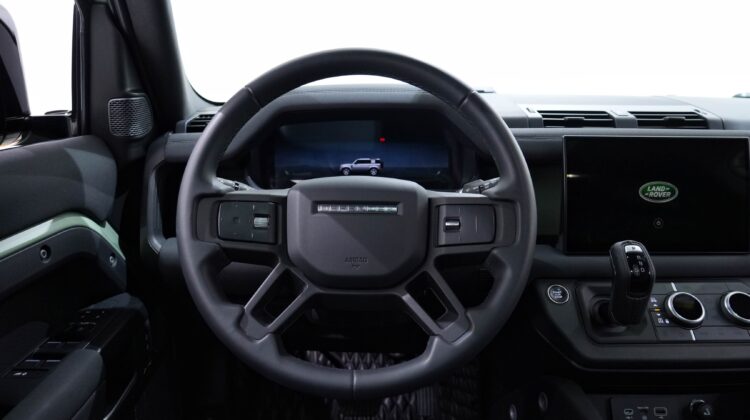 LAND ROVER DEFENDER 75th EDITION V6