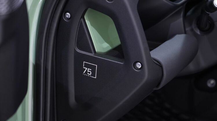 LAND ROVER DEFENDER 75th EDITION V6
