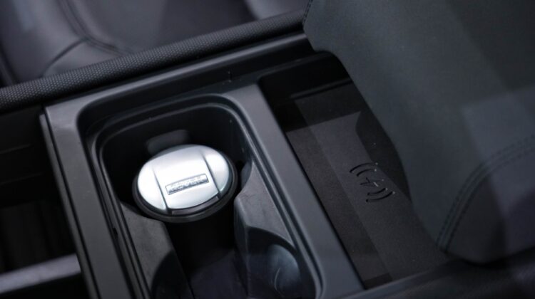 LAND ROVER DEFENDER 75th EDITION V6