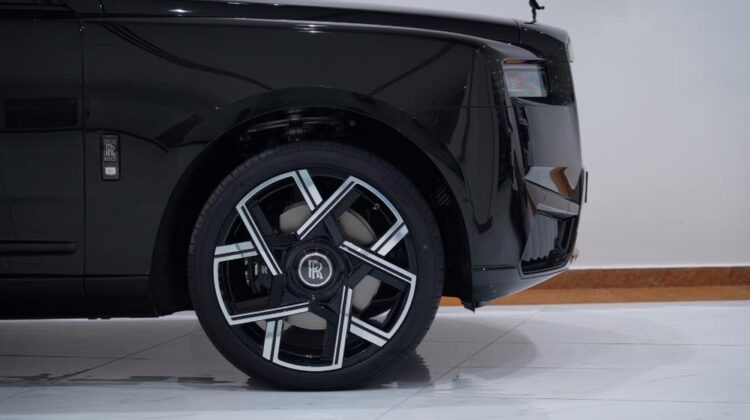 2025 ROLLS – ROYCE CULLINAN BLACK BADGE