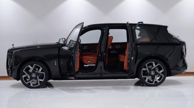 2025 ROLLS – ROYCE CULLINAN BLACK BADGE