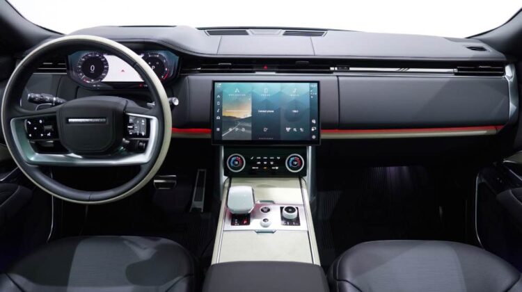 RANGE ROVER SV 2023