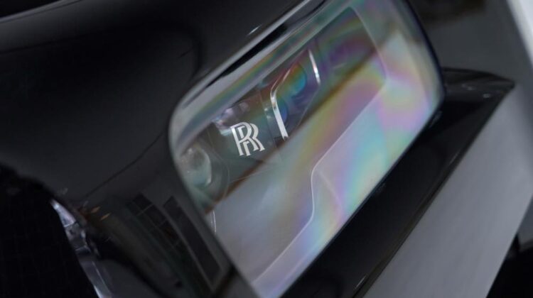 ROLLS ROYCE CULLINAN SILVER BADGE