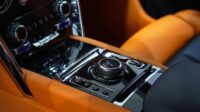 ROLLS ROYCE CULLINAN SILVER BADGE