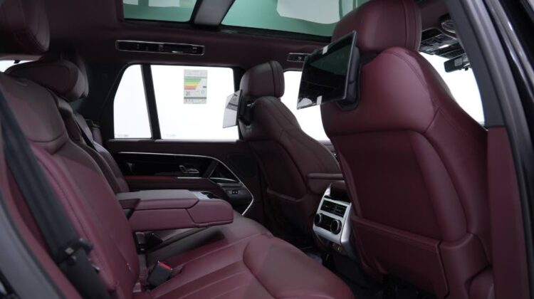2024 RANGE ROVER 4.4 V8 P530 HSE
