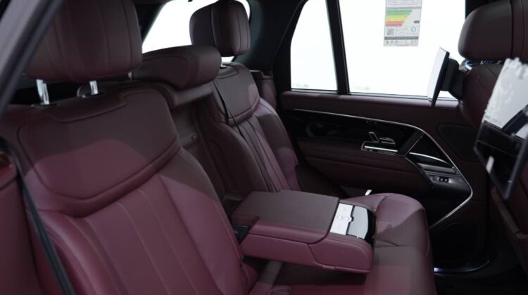 2024 RANGE ROVER 4.4 V8 P530 HSE