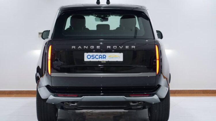2024 RANGE ROVER 4.4 V8 P530 HSE