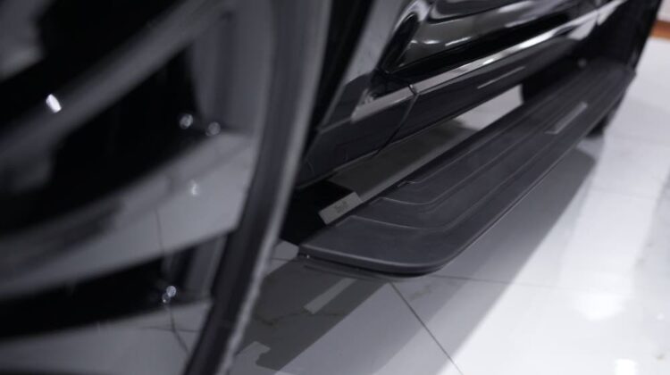 2024 RANGE ROVER 4.4 V8 P530 HSE