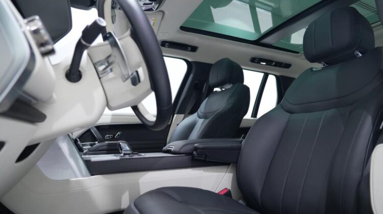 LAND ROVER RANGE ROVER HSE P530