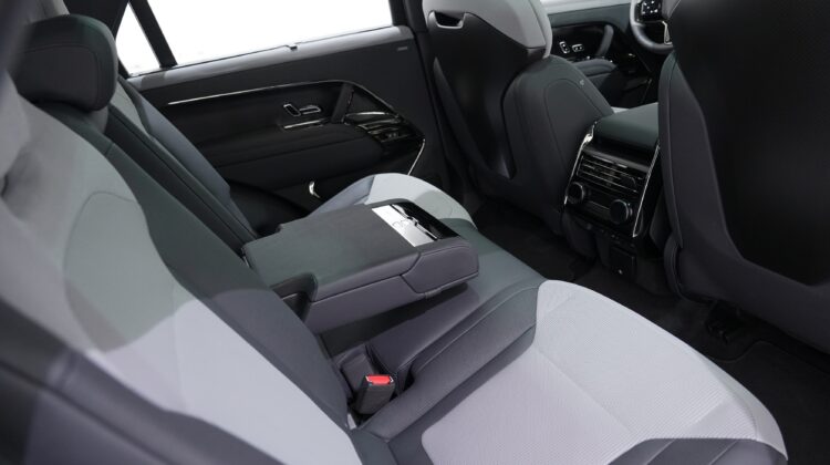 RANGE ROVER SPORT SV P635
