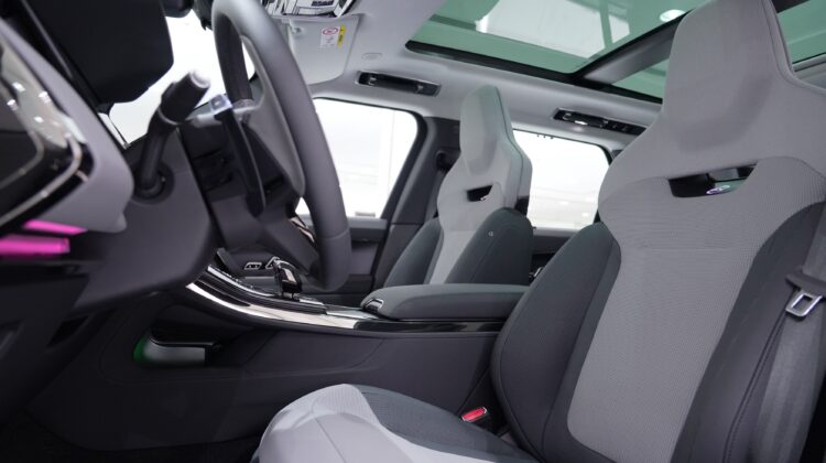 RANGE ROVER SPORT SV P635