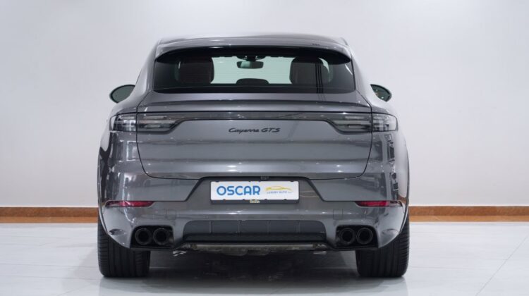 PORSCHE CAYENNE GTS